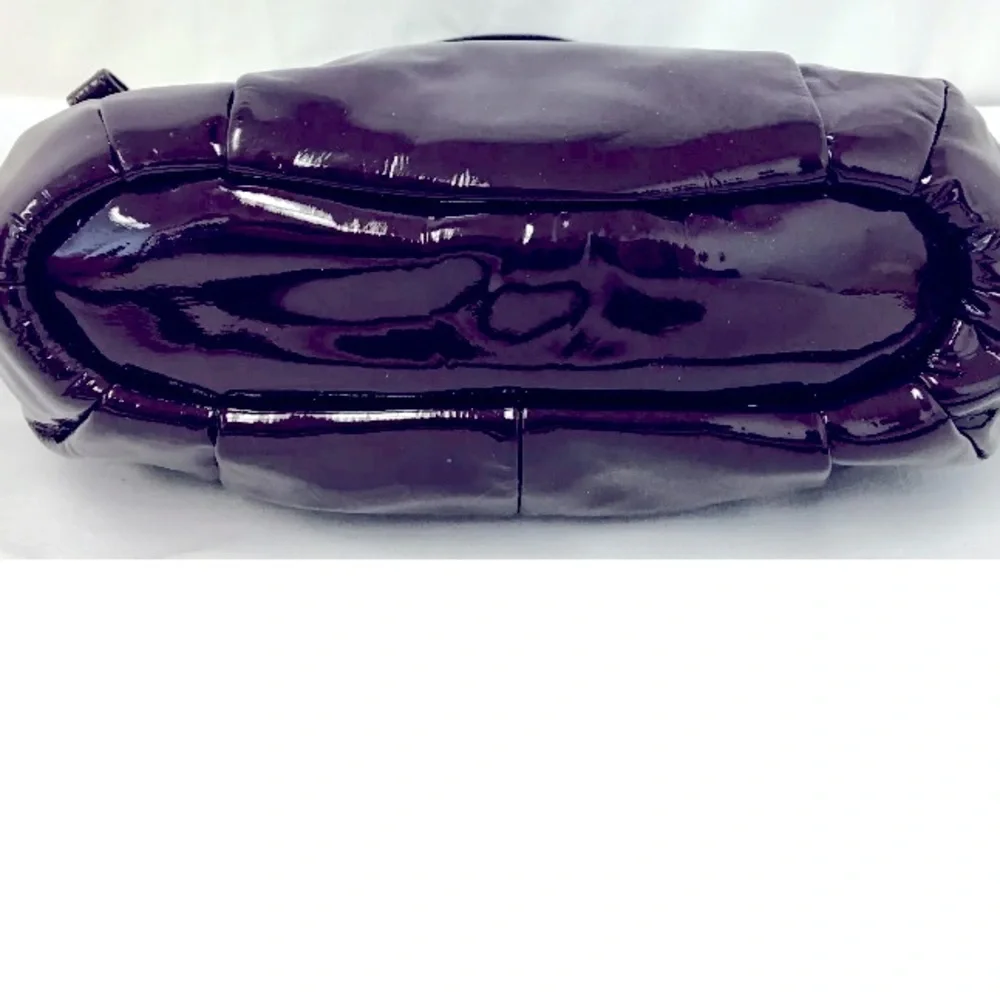 ❌SOLD❌ RARE Coach Plum Madison Patent Leather Lindsey Satchel EUC - Picture 9 of 15